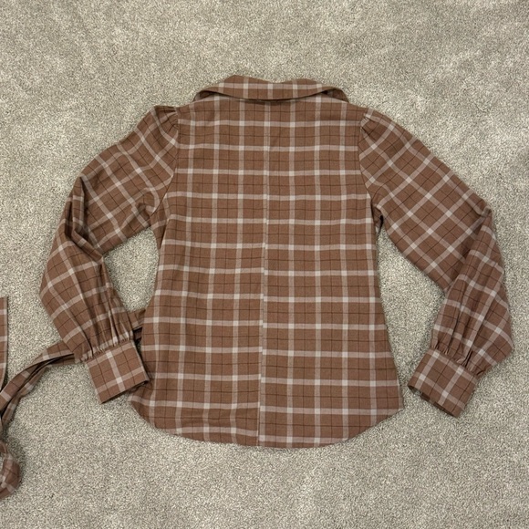 Marissa Webb Mia Lightweight Flannel Wrap Top Revolve Tan Plaid Size Small NWOT - Picture 6 of 11